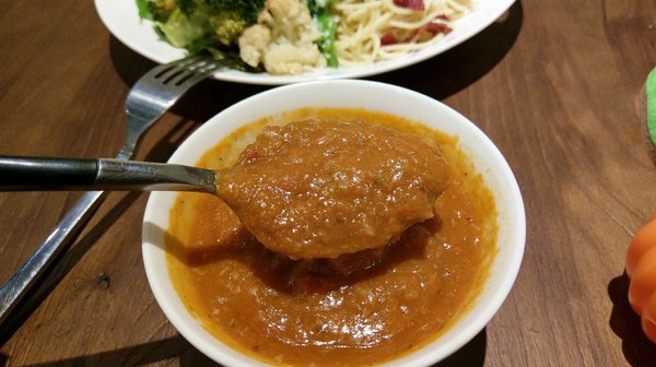 Choplachopla salad bar 恰拉恰拉自選沙拉吧：Choplachopla salad bar 恰拉恰拉自選沙拉吧-台中西區蔬食沙拉吧  前一天吃大餐的罪惡感  就來這邊消除吧