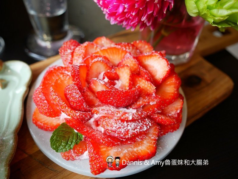 《新竹約會餐廳推薦》荷芙亭。可愛貓咪x免費韓服體驗x浪漫IG打卡絕美花牆咖啡廳 。朋友閨密網美最愛下午茶甜點,早午餐︱ 影片