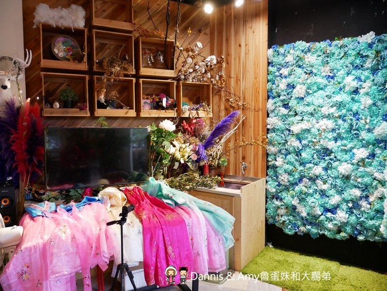 《新竹約會餐廳推薦》荷芙亭。可愛貓咪x免費韓服體驗x浪漫IG打卡絕美花牆咖啡廳 。朋友閨密網美最愛下午茶甜點,早午餐︱ 影片