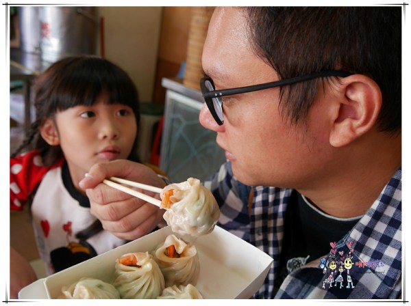 桃園美食,忠貞市場,忠貞美食,中壢美食,湯包,蒸品湯包,鮮蝦湯包,CP值