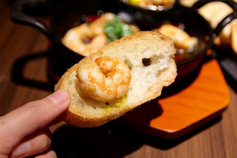 [新北]新店大坪林站Olí西班牙餐酒館 慶生聚餐推薦 調酒與餐點讓人為之驚艷