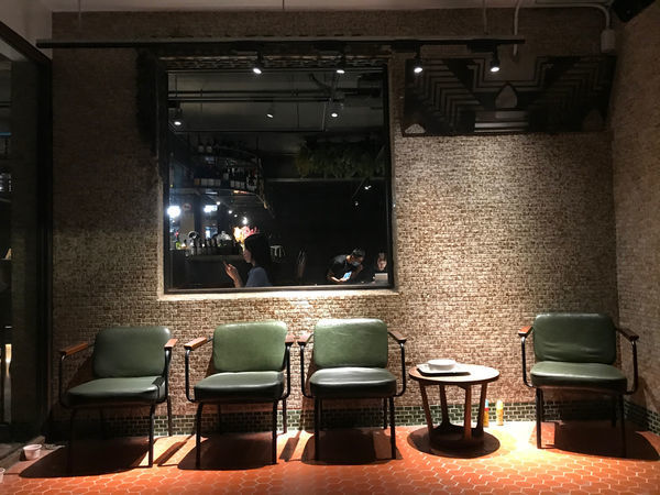 (大坪林)超低調!藏身捷運對面巷弄民宅~ 超美味歐風餐酒館從開胃菜到甜點樣樣超驚豔-Olí