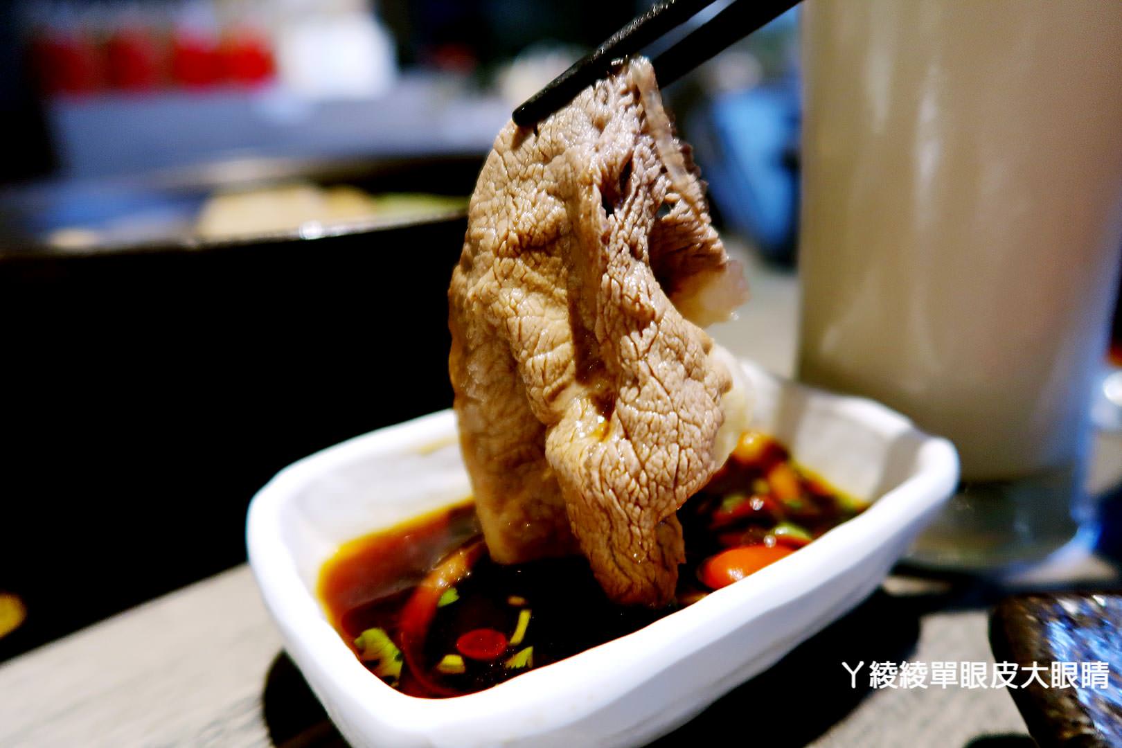 新竹超人氣石頭火鍋推薦！《石研室》文青工業風的實驗室主題餐廳