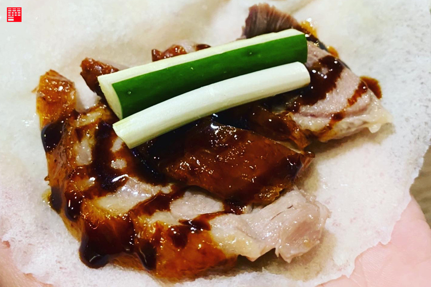 台中北屯美食／金磚柴火火焰烤鴨松竹店一鴨11吃！北京全聚德烤鴨技法不輸蘭城晶英　招牌櫻桃片皮鴨必點　