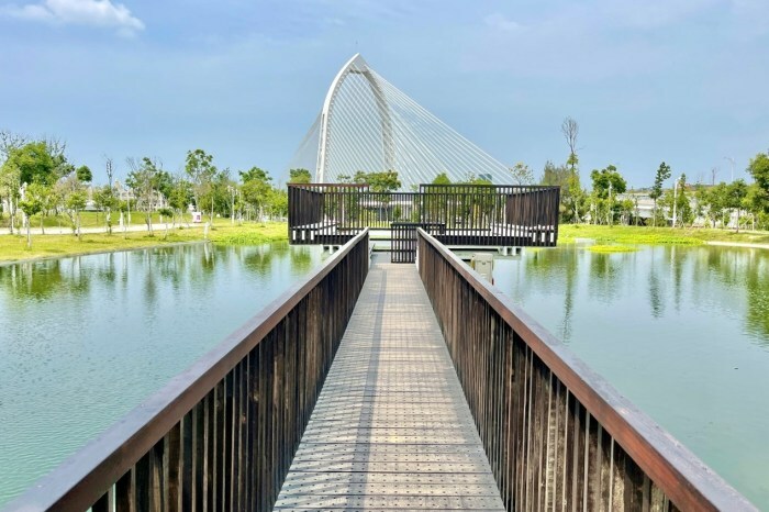 台中北屯美食／金磚柴火火焰烤鴨松竹店一鴨11吃！北京全聚德烤鴨技法不輸蘭城晶英　招牌櫻桃片皮鴨必點　