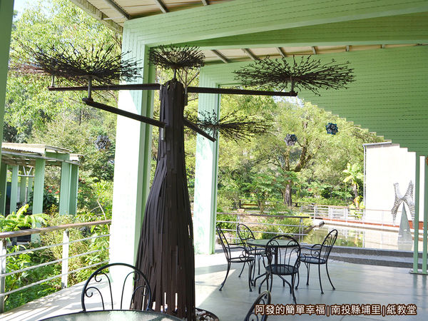 紙教堂34-飛行的大樹裝置藝術