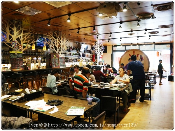 滿溢No.2石頭火鍋、韓式燒肉吧：《新竹火鍋》傳承50年沙茶火鍋\古早精緻的鍋品\與朋友幸福滿溢聚餐在『滿溢No.2石頭火鍋、韓式燒肉吧（新竹）』