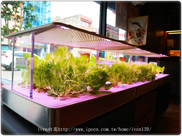 滿溢No.2石頭火鍋、韓式燒肉吧：《新竹火鍋》傳承50年沙茶火鍋\古早精緻的鍋品\與朋友幸福滿溢聚餐在『滿溢No.2石頭火鍋、韓式燒肉吧（新竹）』