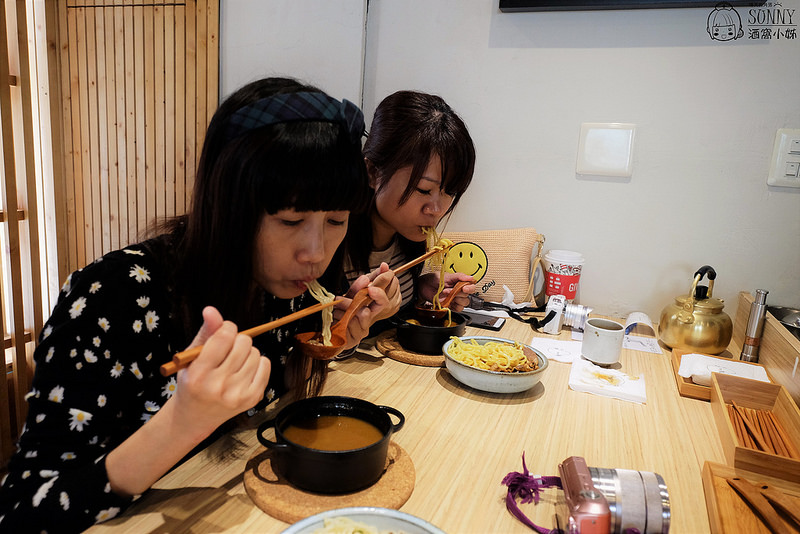 台南文青麵店-nani麵-什麼麵