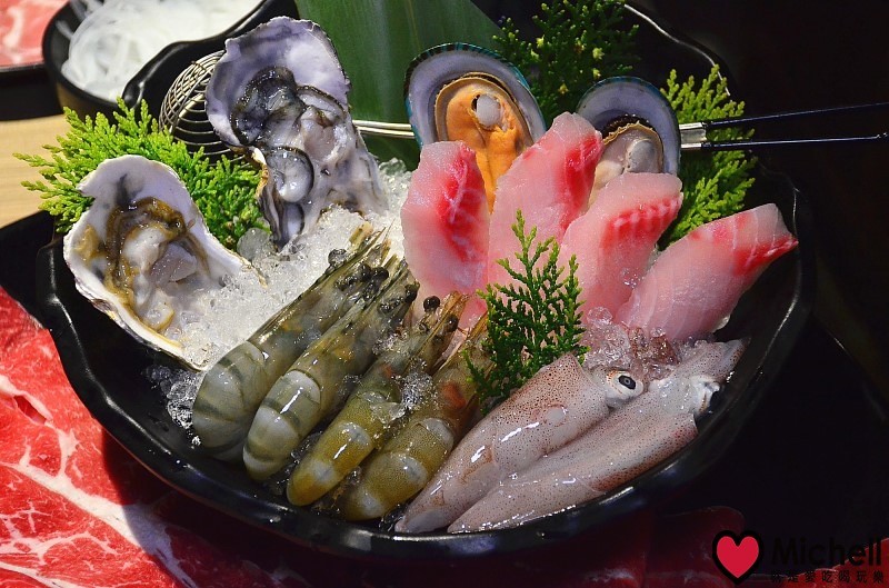 肉多多火鍋(大安信義店)