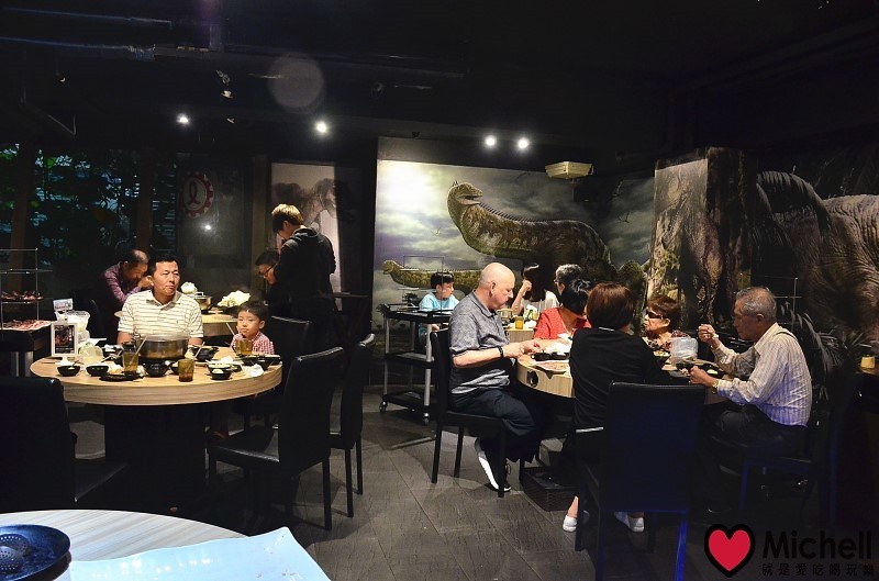 肉多多火鍋(大安信義店)