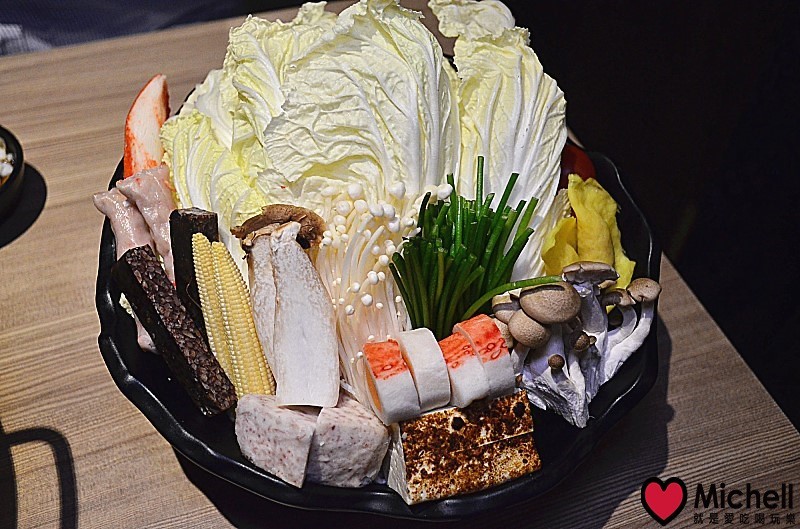 肉多多火鍋(大安信義店)