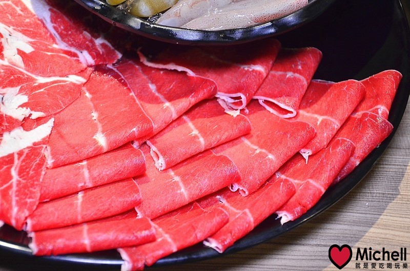 肉多多火鍋(大安信義店)