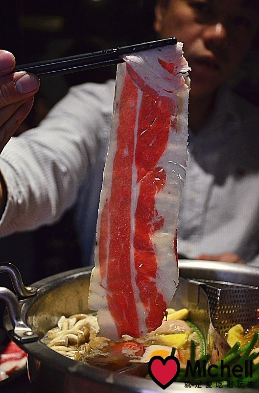 肉多多火鍋(大安信義店)