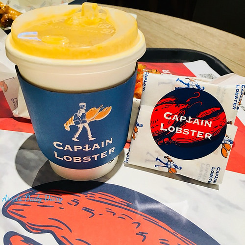 【台南美食】期間限定快閃店 ★ Captain Lobster ★ 塞好塞滿龍蝦堡2017/10/13~2018/01/02只在新光三越西門店