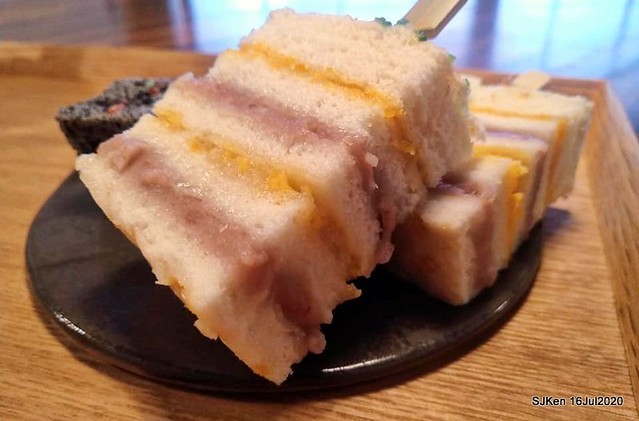 Traditional Taiwan Hi-tea refreshment at Ancient house, Taipei, Taiwan, SJKen, July 16, 2020.