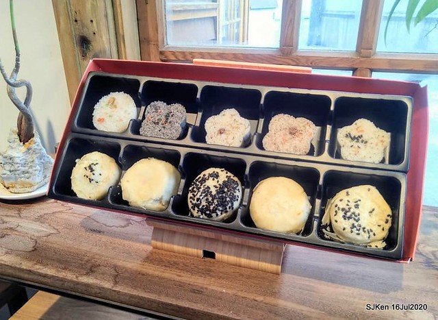 Traditional Taiwan Hi-tea refreshment at Ancient house, Taipei, Taiwan, SJKen, July 16, 2020.