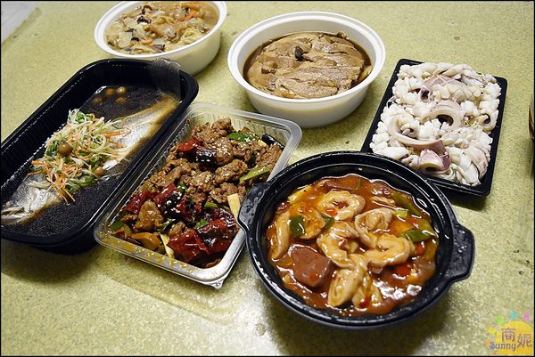 阿東師美食特區：台中平價熱炒。阿東師。每日現炒餐廳菜色百元價位一點利黃昏市場超人氣熱炒主婦最愛!