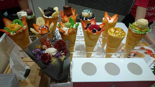 FUN Tower 日式可麗餅(漢神巨蛋店):高雄漢神巨蛋~FUN Tower 日式可麗餅~獨家限定超萌動物造型可麗餅~真是太療癒了~ FUN Tower 日式可麗餅(漢神巨蛋店):高雄漢神巨蛋~FUN Tower 日式可麗餅~獨家限定超萌動物造型可麗餅~真是太療癒了~