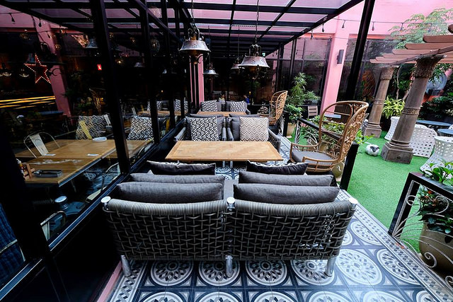 21557624_1567074373313543_2564016498329676308_n