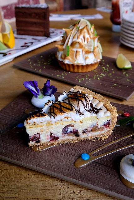 21559122_1567072833313697_8165463143733054294_n