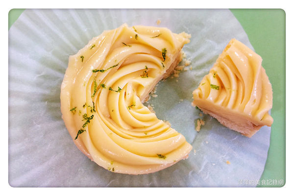 【台中美食】Cream Tea ~ 訂單滿到半年後嘍/療癒系甜點又美又好吃❤️檸檬塔、司康都超讚/食尚玩家強烈強薦