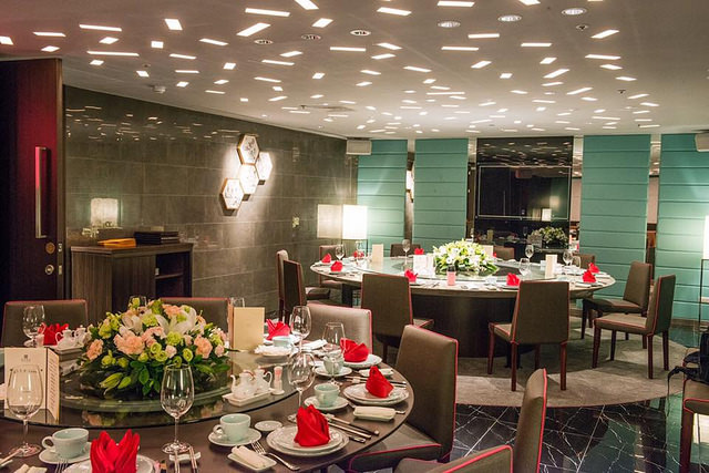 22555092_673453629517628_9051406287097632896_n