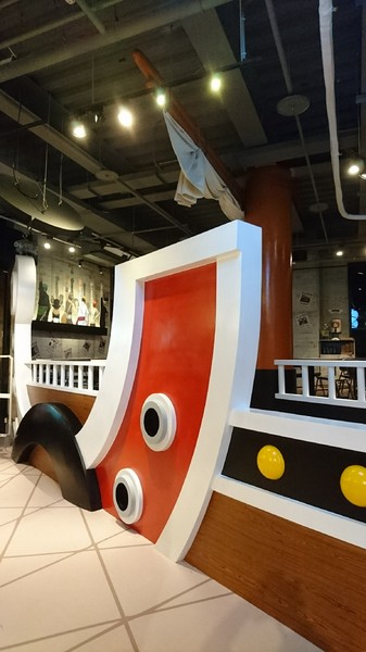 ONE PIECE 台灣航海王專賣店:台中旗艦店~台灣航海王專賣店~霸氣的說我要成為海賊王~與同伴們坐上千陽號享用主題餐點吧~ONE PIECE~ ONE PIECE 台灣航海王專賣店:台中旗艦店~台灣航海王專賣店~霸氣的說我要成為海賊王~與同伴們坐上千陽號享用主題餐點吧~ONE PIECE~