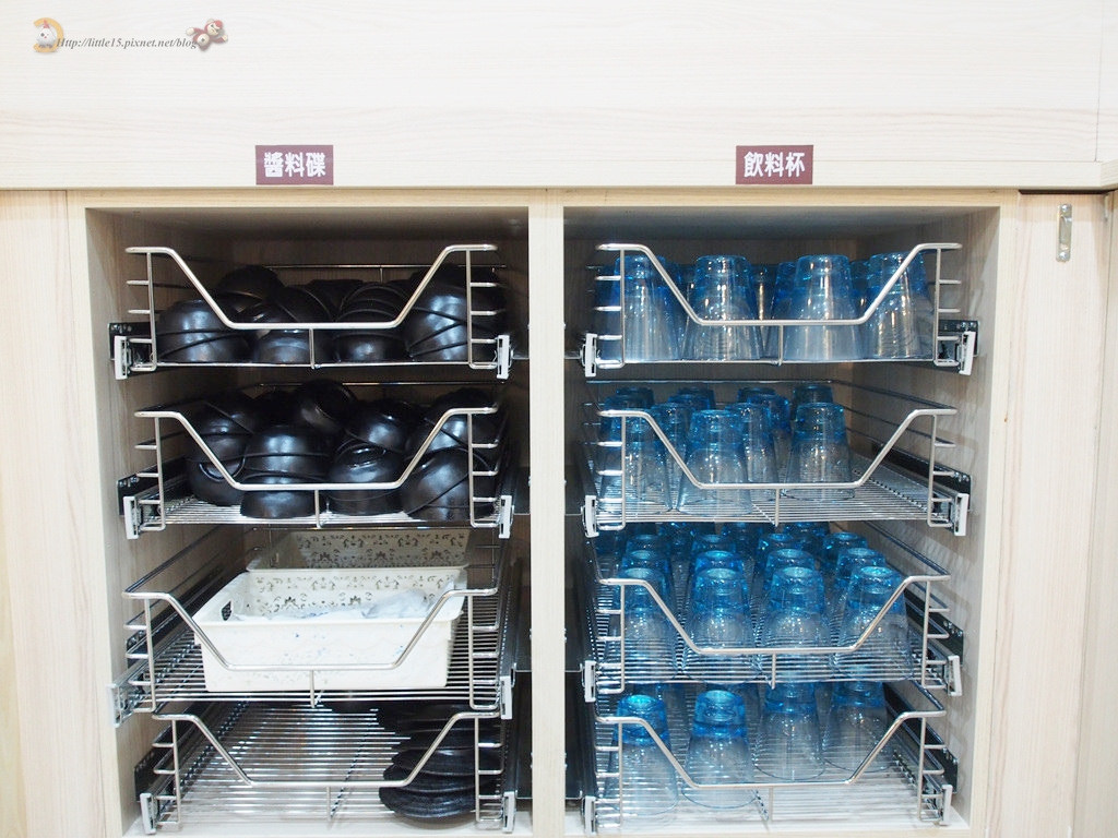 24658386608_63b9724400_b