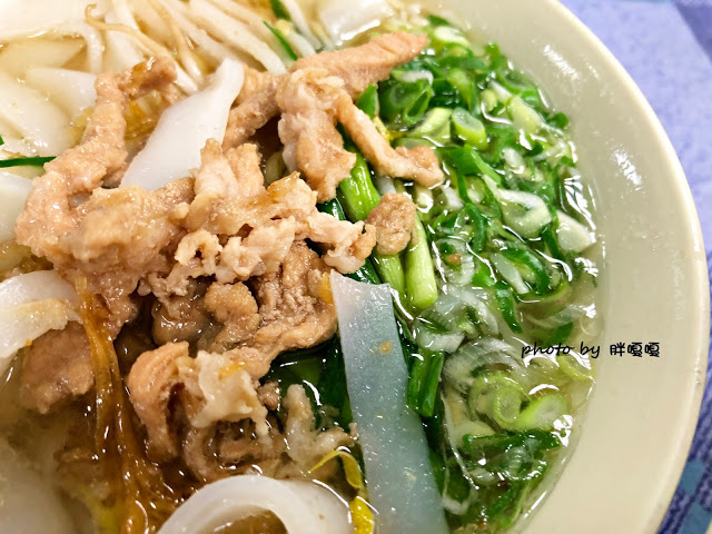 【新竹 新埔】日勝飲食店🍜🍜近60載老店，許多名人一訪再訪，炒粄條口味真的好吃，用餐時段人潮多到炸，平常日只賣午餐，內行人才知道的巷弄美食喔！