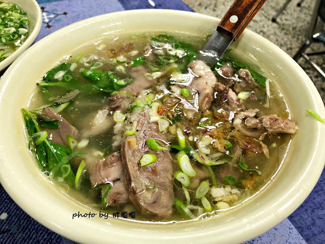 【新竹 新埔】日勝飲食店🍜🍜近60載老店，許多名人一訪再訪，炒粄條口味真的好吃，用餐時段人潮多到炸，平常日只賣午餐，內行人才知道的巷弄美食喔！