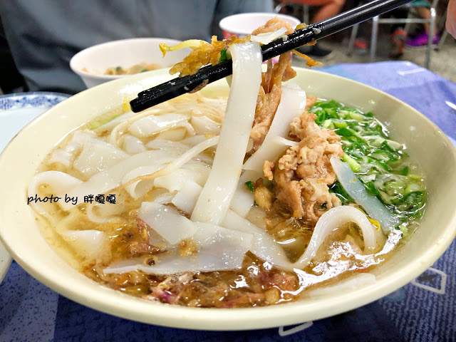 【新竹 新埔】日勝飲食店🍜🍜近60載老店，許多名人一訪再訪，炒粄條口味真的好吃，用餐時段人潮多到炸，平常日只賣午餐，內行人才知道的巷弄美食喔！