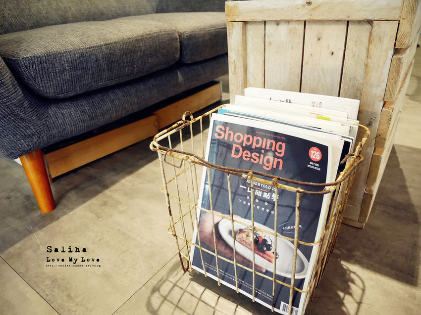 台北大安區六張犁站休習日Z Day Cafe適合看書用電腦的咖啡廳wifi插座 (3)