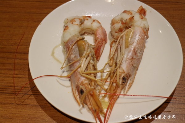 圍樂鮮境涮涮鍋：新店火鍋『圍樂鮮境涮涮鍋』捷運大坪林站/豪華雙人海鮮餐送10盎司肉片