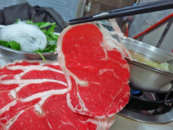 【台北美食】小樂沙茶火鍋-隱身在不起眼巷弄裡的沙茶火鍋店