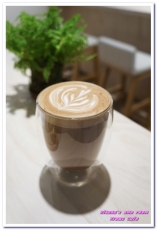 Kremz‭ ‬Cafe：民生社區甜點店／布蕾專賣店．一方玻璃罐裡的美麗世界──Kremz Cafe