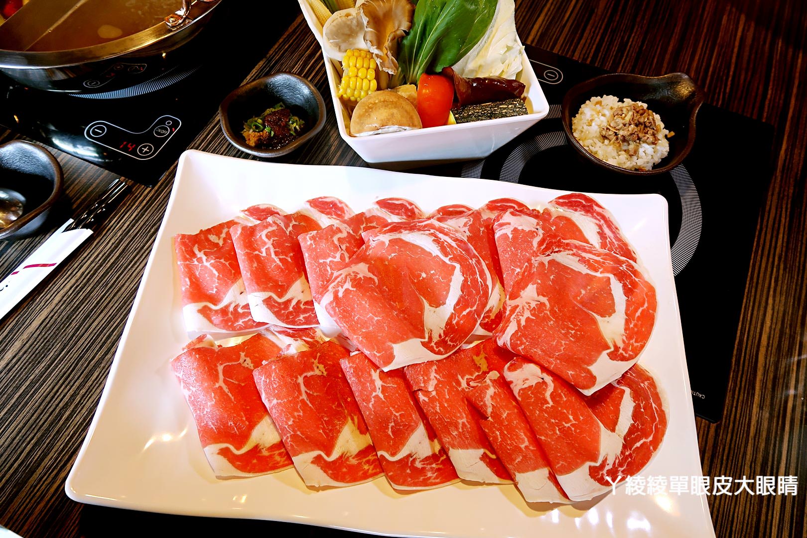 苗栗竹南頭份好吃火鍋推薦！尚順廣場《開鍋精緻涮涮鍋》獨家麻辣湯頭順口不傷胃、菜盤換成大肉盤