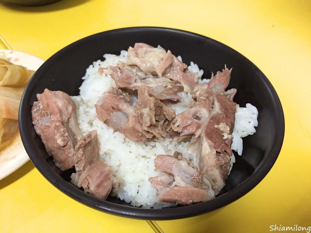 【台南】安平區 ★ 可立嘉嫩骨飯 - 在地人大推、中了化骨綿掌的嫩骨飯、嫩骨粥