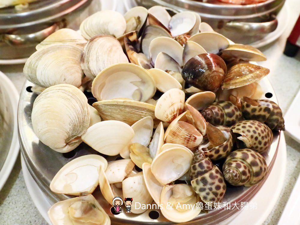 《新竹特色火鍋餐廳》二月牌沙茶爐。無菜單海鮮塔。霜降豬肉漿。吃宵夜的新選擇︱食尚玩家推薦美食(影片)