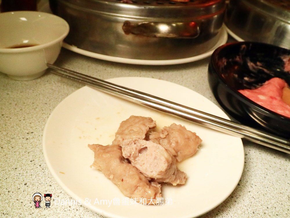 《新竹特色火鍋餐廳》二月牌沙茶爐。無菜單海鮮塔。霜降豬肉漿。吃宵夜的新選擇︱食尚玩家推薦美食（影片）