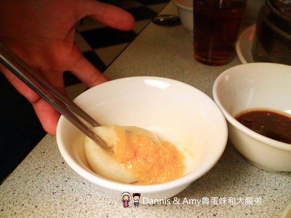 《新竹特色火鍋餐廳》二月牌沙茶爐。無菜單海鮮塔。霜降豬肉漿。吃宵夜的新選擇︱食尚玩家推薦美食(影片)