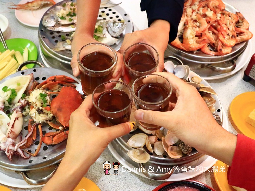 《新竹特色火鍋餐廳》二月牌沙茶爐。無菜單海鮮塔。霜降豬肉漿。吃宵夜的新選擇︱食尚玩家推薦美食(影片)