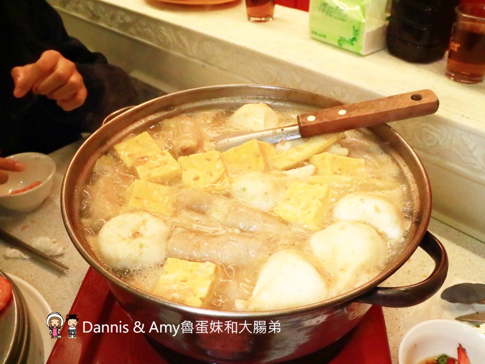 《新竹特色火鍋餐廳》二月牌沙茶爐。無菜單海鮮塔。霜降豬肉漿。吃宵夜的新選擇︱食尚玩家推薦美食(影片)