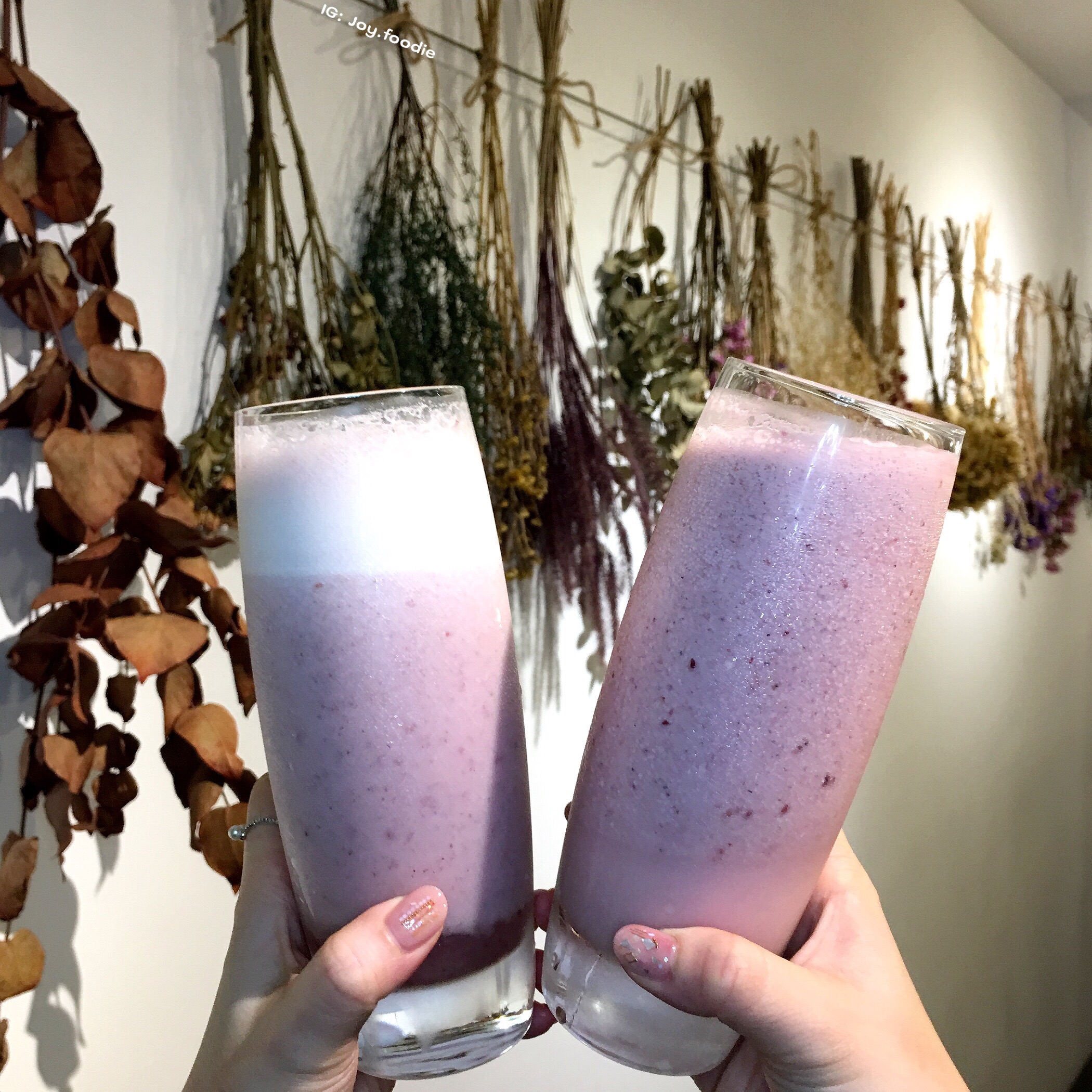 『台北大安區』青沐初食。隱藏在巷弄中的美味，現點現做真材實料！一整隻螃蟹端上桌讓人口水直流～