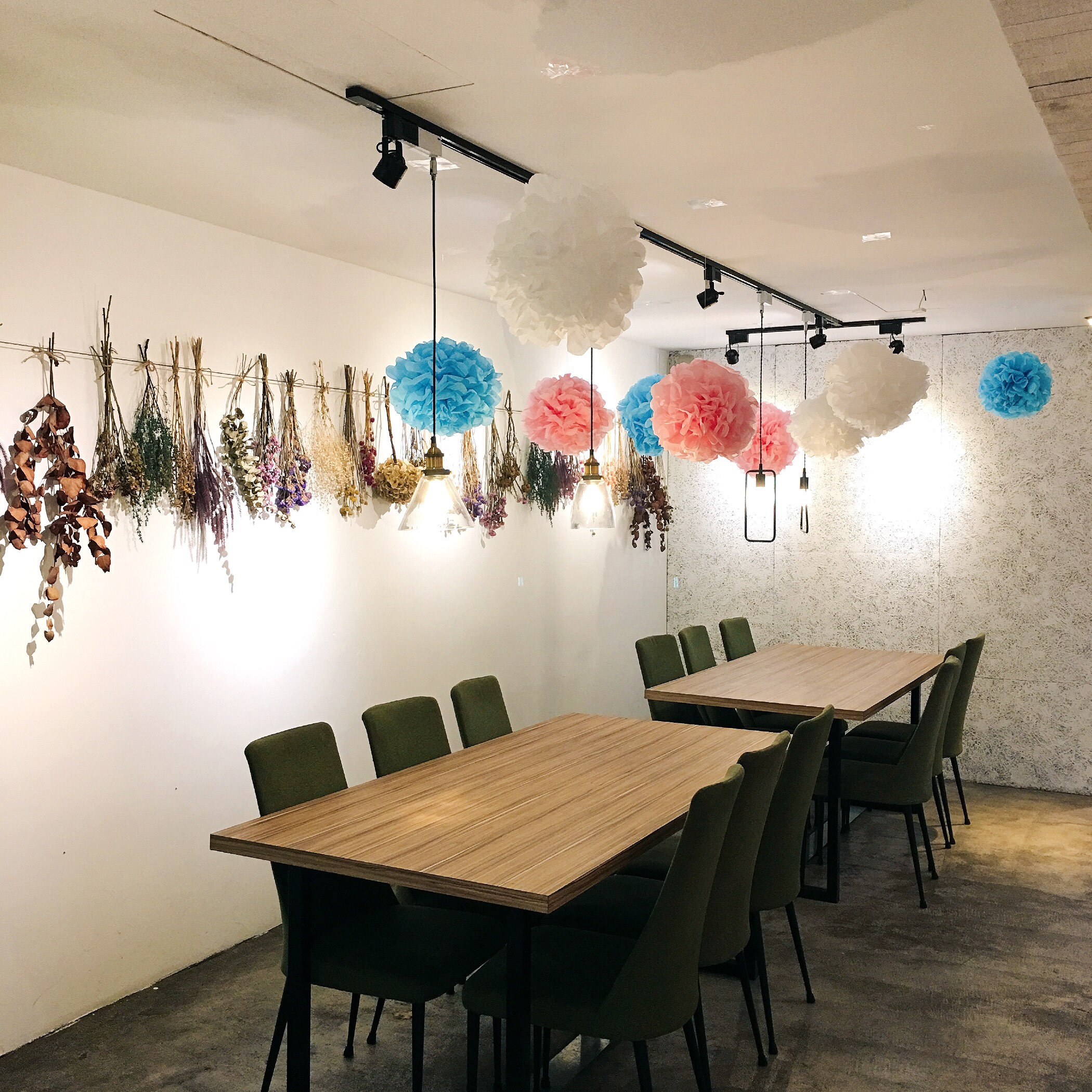 『台北大安區』青沐初食。隱藏在巷弄中的美味，現點現做真材實料！一整隻螃蟹端上桌讓人口水直流～