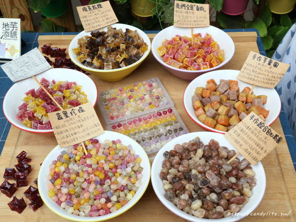 地芋添糖:台中美食│地芋添糖&包心粉圓專賣〃一中益民商圈必吃冰品!現蒸粉粿、釜蒸芋圓、手作包心粉圓~