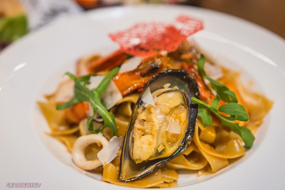 台北大安美食》Borracho Kitchen 酒鬼廚房 近捷運忠孝敦化站 有溫度的異國料理 下班後聚會小酌的好去處 - 滿分的旅遊札記