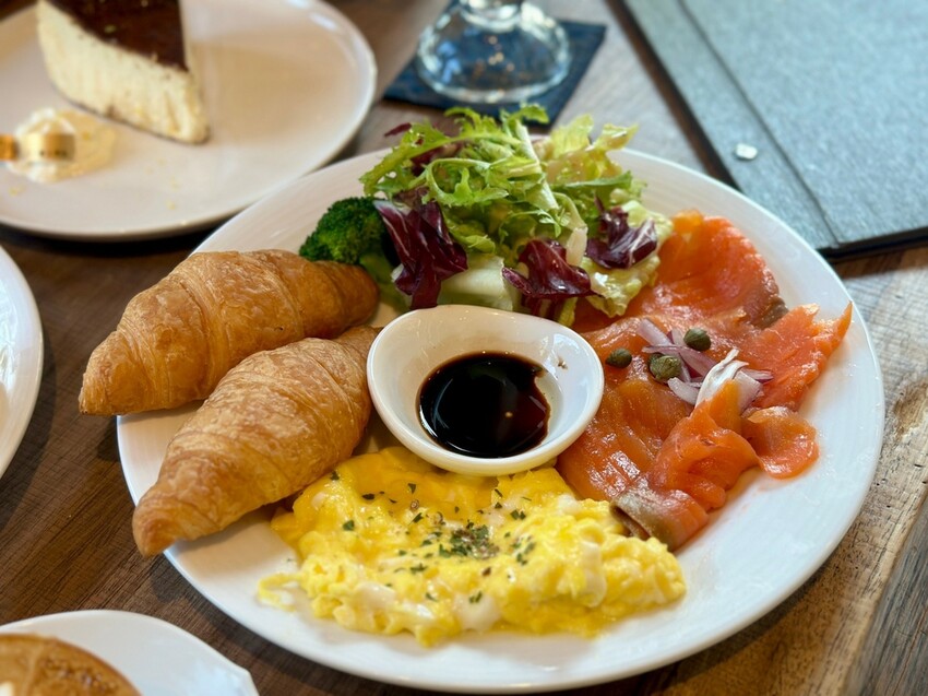 波赫士領地精品咖啡館 明水店 (10).jpg