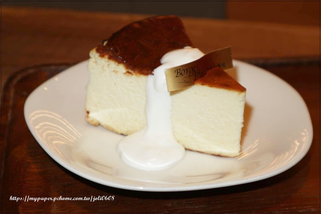 台北市中山區【波赫士領地精品咖啡館】明水店~台北咖啡廳推薦 台北下午茶餐廳推薦 超人氣千層蛋糕、提拉米蘇 是台北甜點必吃首選