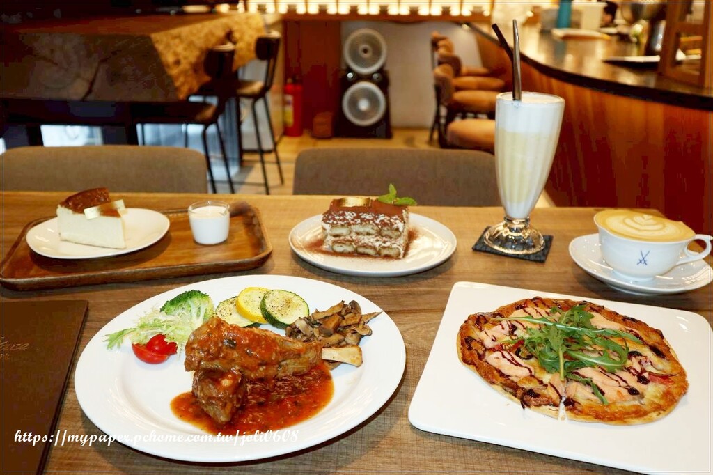 台北市中山區【波赫士領地精品咖啡館】明水店~台北咖啡廳推薦 台北下午茶餐廳推薦 超人氣千層蛋糕、提拉米蘇 是台北甜點必吃首選